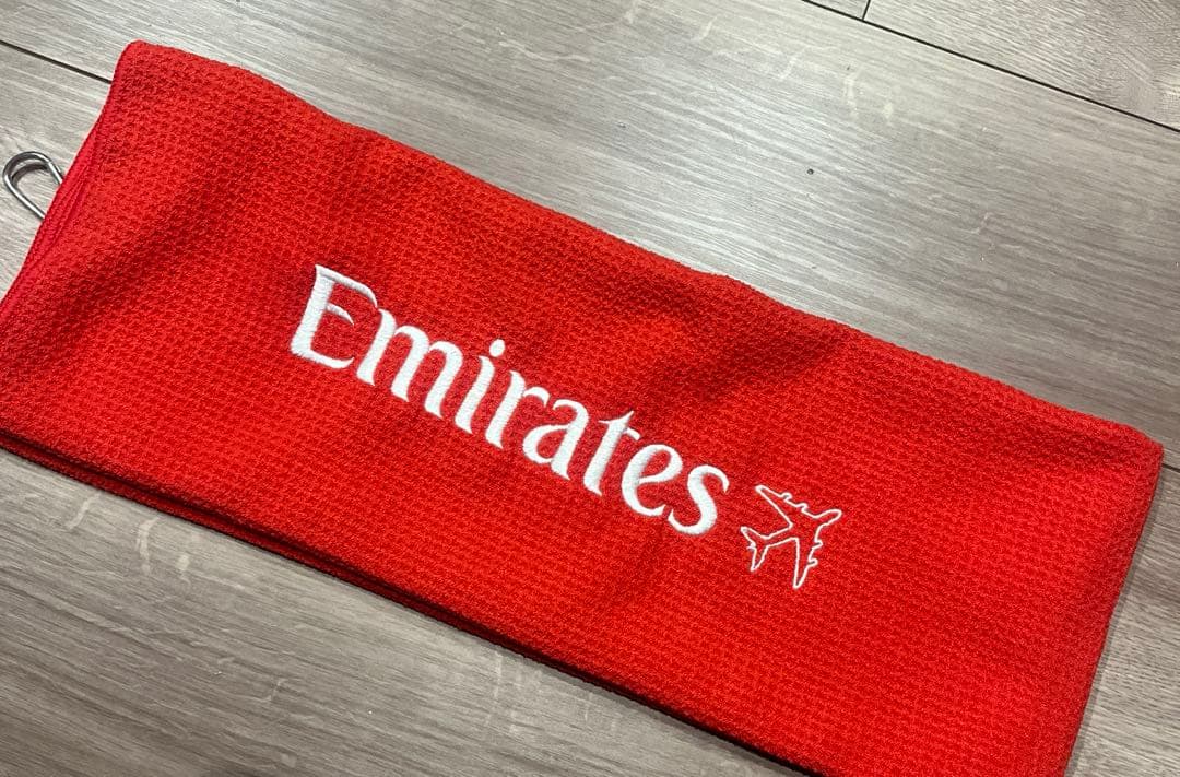 Emirates キャディバック　タオル