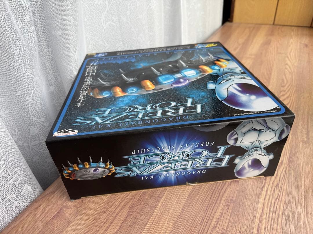 ドラゴンボール KAI フリーザの宇宙船 特別カラー　レア