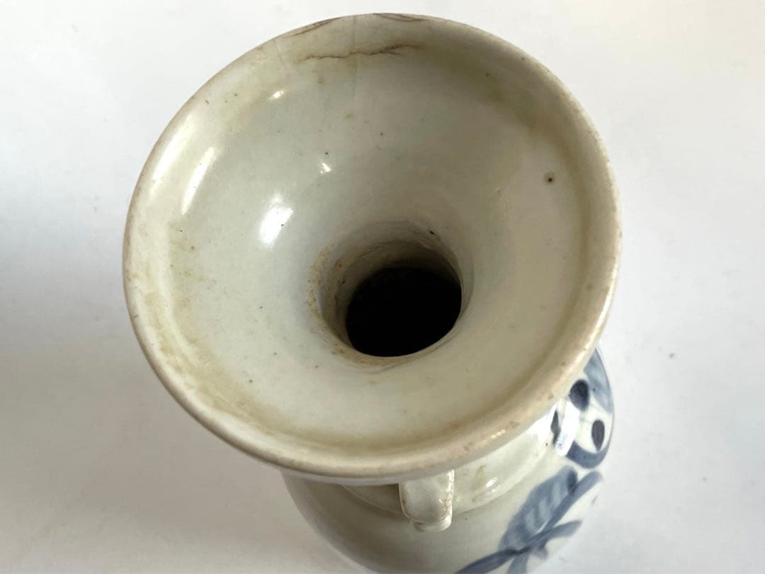 骨董　アンティーク　古伊万里　染付　双耳花入　仏花器　縁キズ　初期伊万里