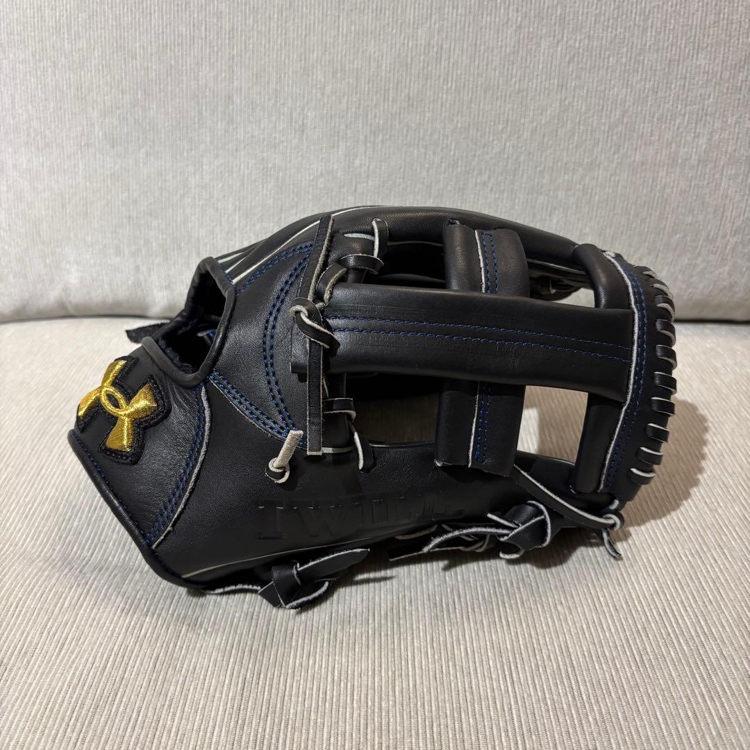 アンダーアーマー　グローブ　軟式用
