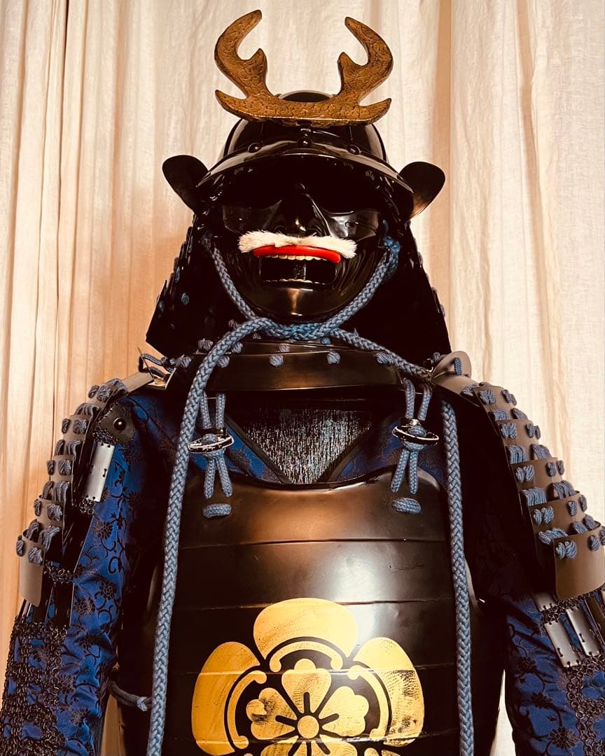 【アイコム匿名配送即発送即購入ok】専用　鎧•甲冑】黒色紺糸威当世具足