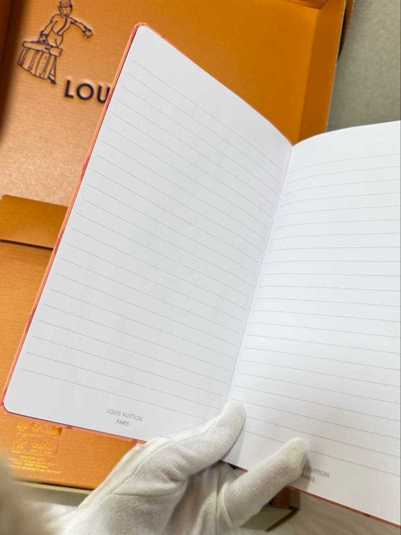 Louis Vuitton ピンク ノート