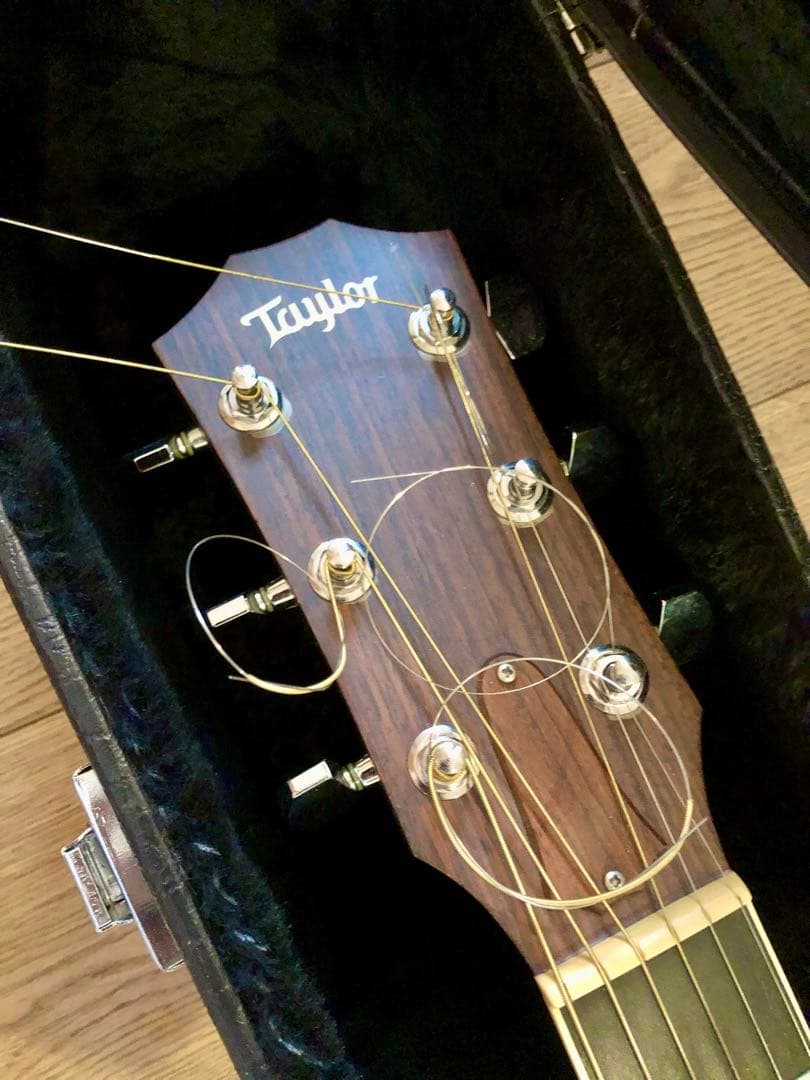 Taylor DN3 アコースティックギター　美品、状態とても良し