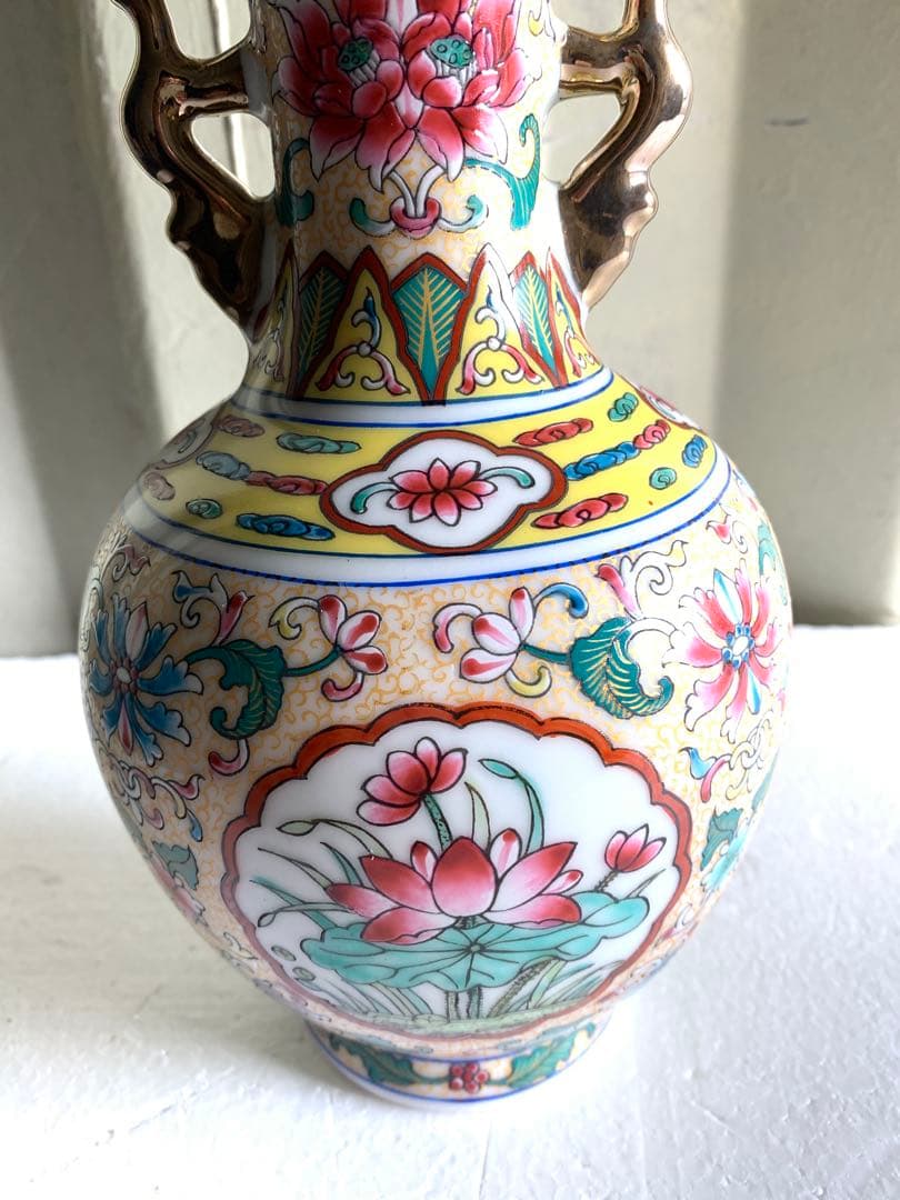 大清乾隆製 琺瑯彩開窓花卉紋賞瓶 染付 陶瓷 茶道具 時代物 花瓶