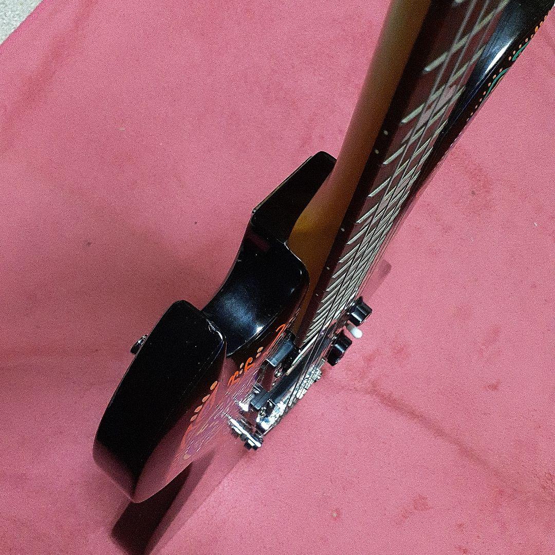 【良・美品】サイケペイント・hideモデル。モッキンバードエレキギター。