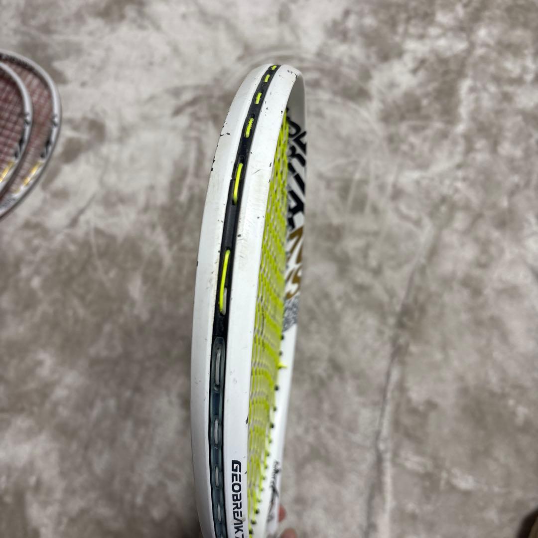 美品 ヨネックス ジオブレイク70vsバーサス