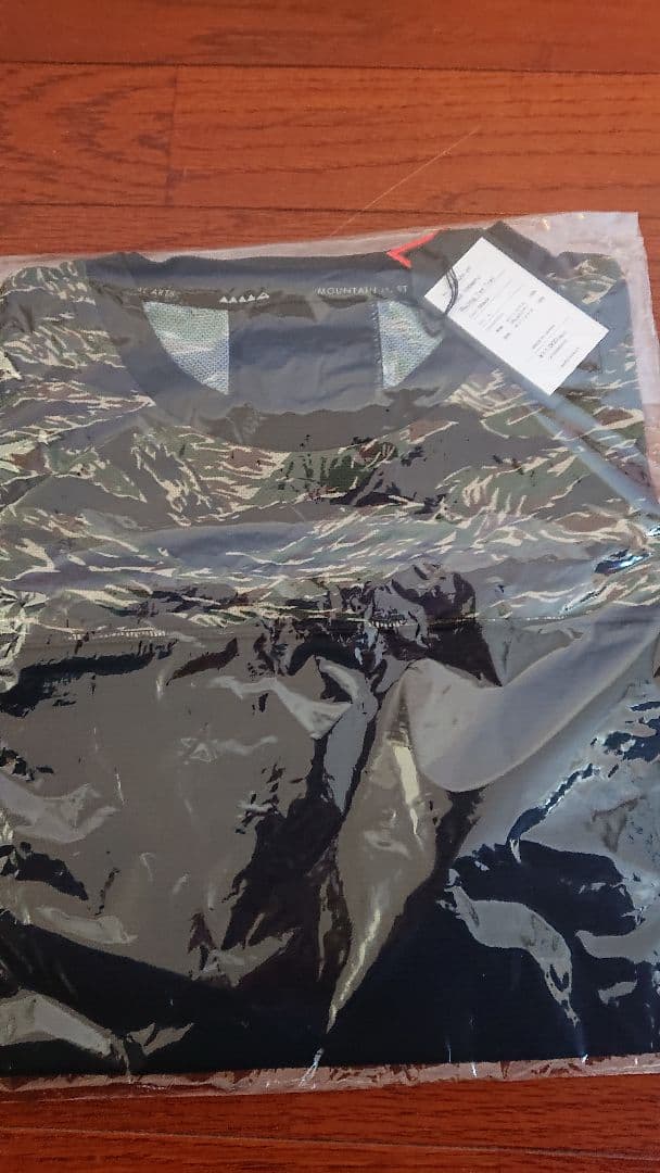 マウンテンマーシャルアーツ　MMA ショーツ&シャツ