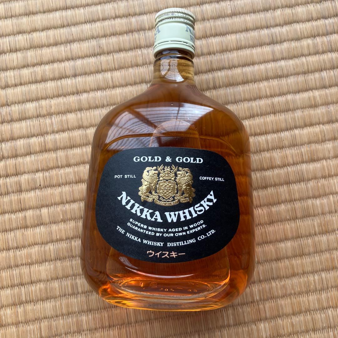 ニッカウイスキー　 GOLD & GOLD 白　鎧兜付　　43度　750ml