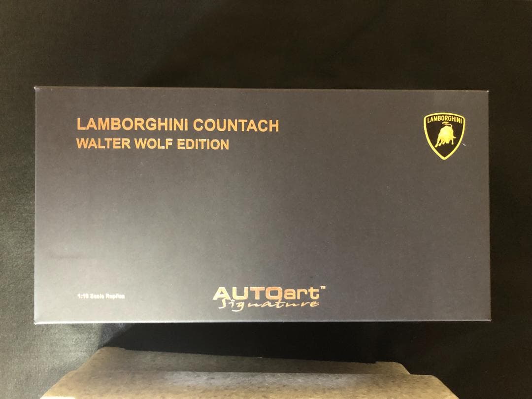 自動車 Autoart 1/18 Lamborghini Countach Red