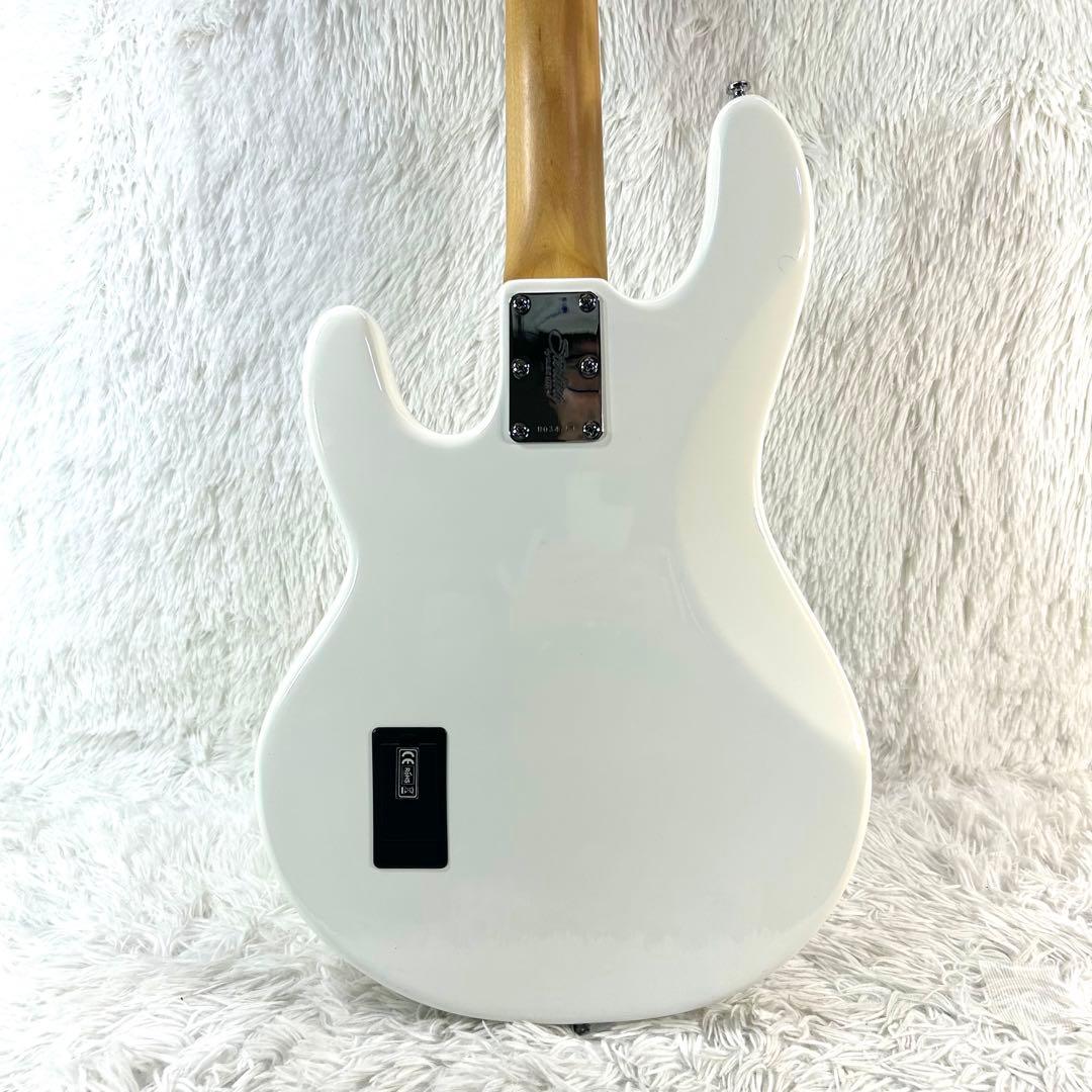 Sterling by MusicMan Ray4 スティングレイベース