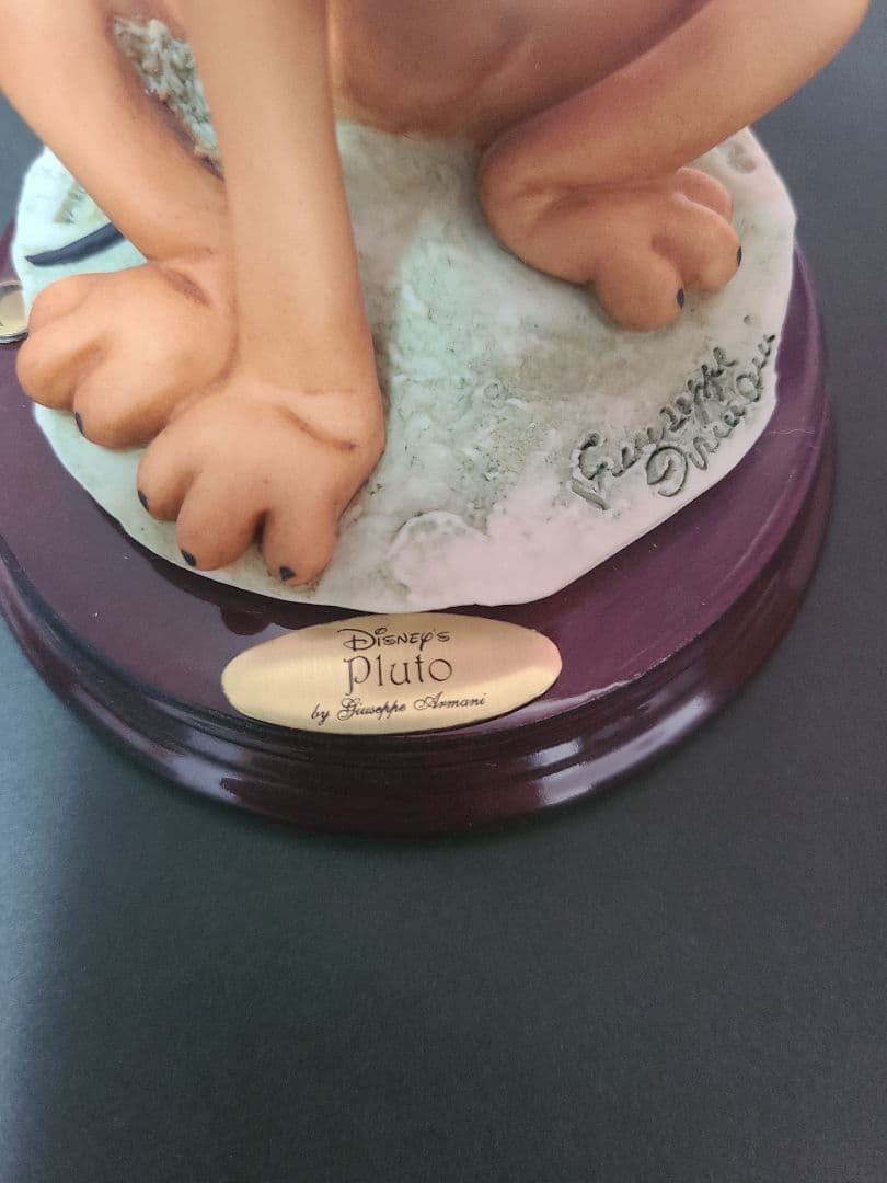 ディズニー　ジョゼッペ　アルマーニ　プルート