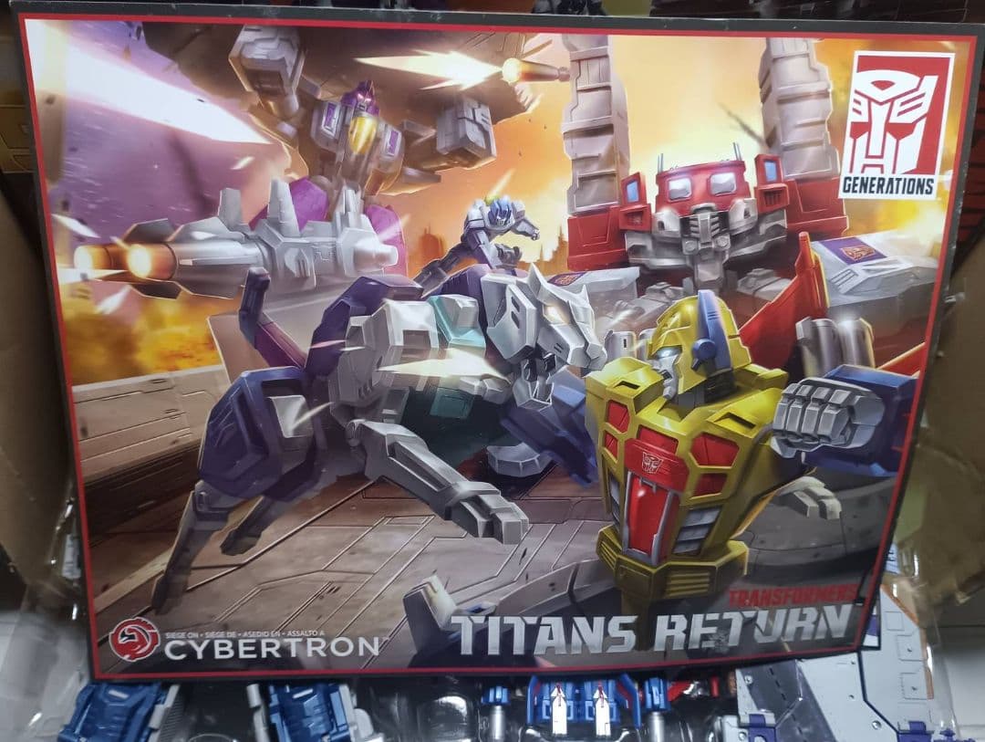 超激レア!開封品 ハズブロ タイタンズリターントランスフォーマーセット