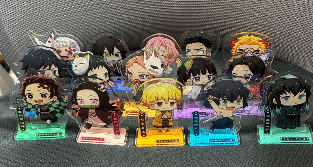 公*o様 鬼滅の刃　成田アニメデッキ　紙飛行機　アクリルスタンド　15点