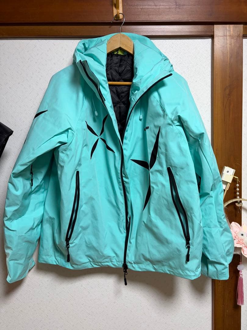 LOABスキーウェアー上下セット　スノーボードウェアーセット　男女兼用