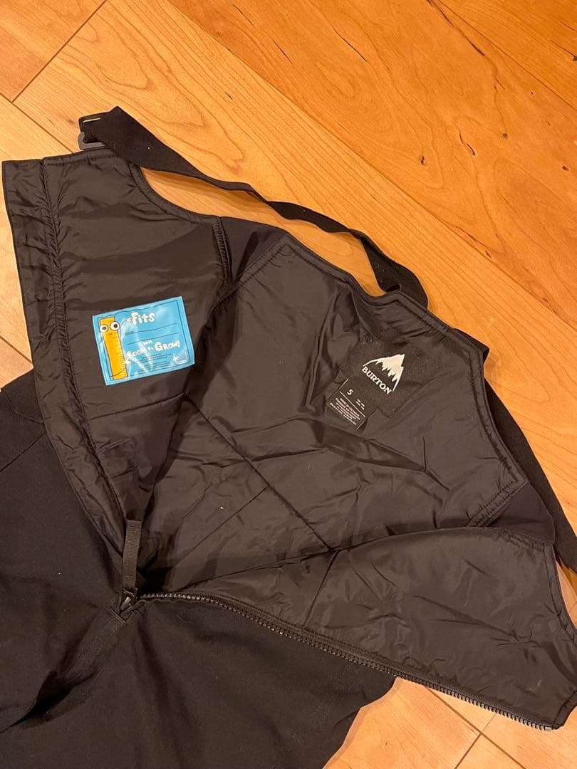 Burton キッズ　ビブパンツ　110cm 5T ブラック