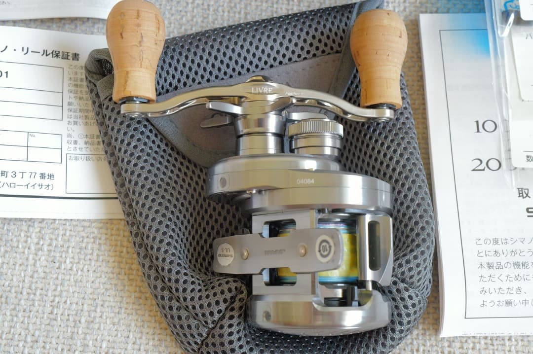 美品 シマノ CALCUTTA CONQUEST DC 101