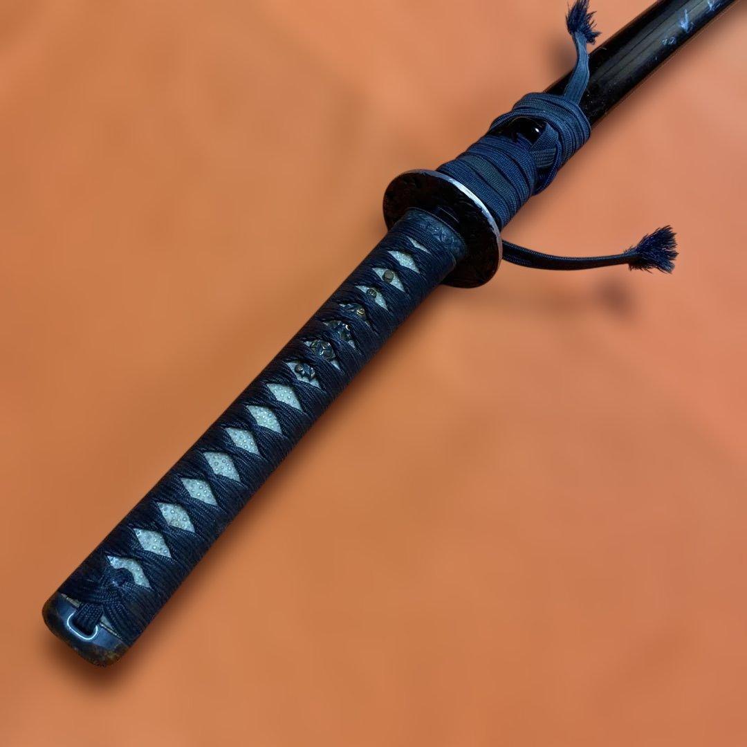 上級模造刀 黒柄 獅子彫丸鍔 濃赤茶呂鞘