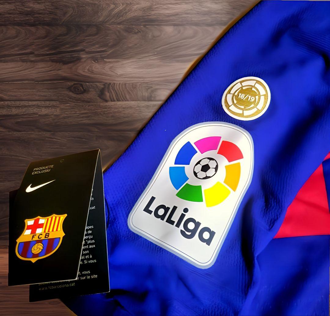 【正規品/新品未使用】バルセロナ 19-20 メッシ ユニフォーム 希少