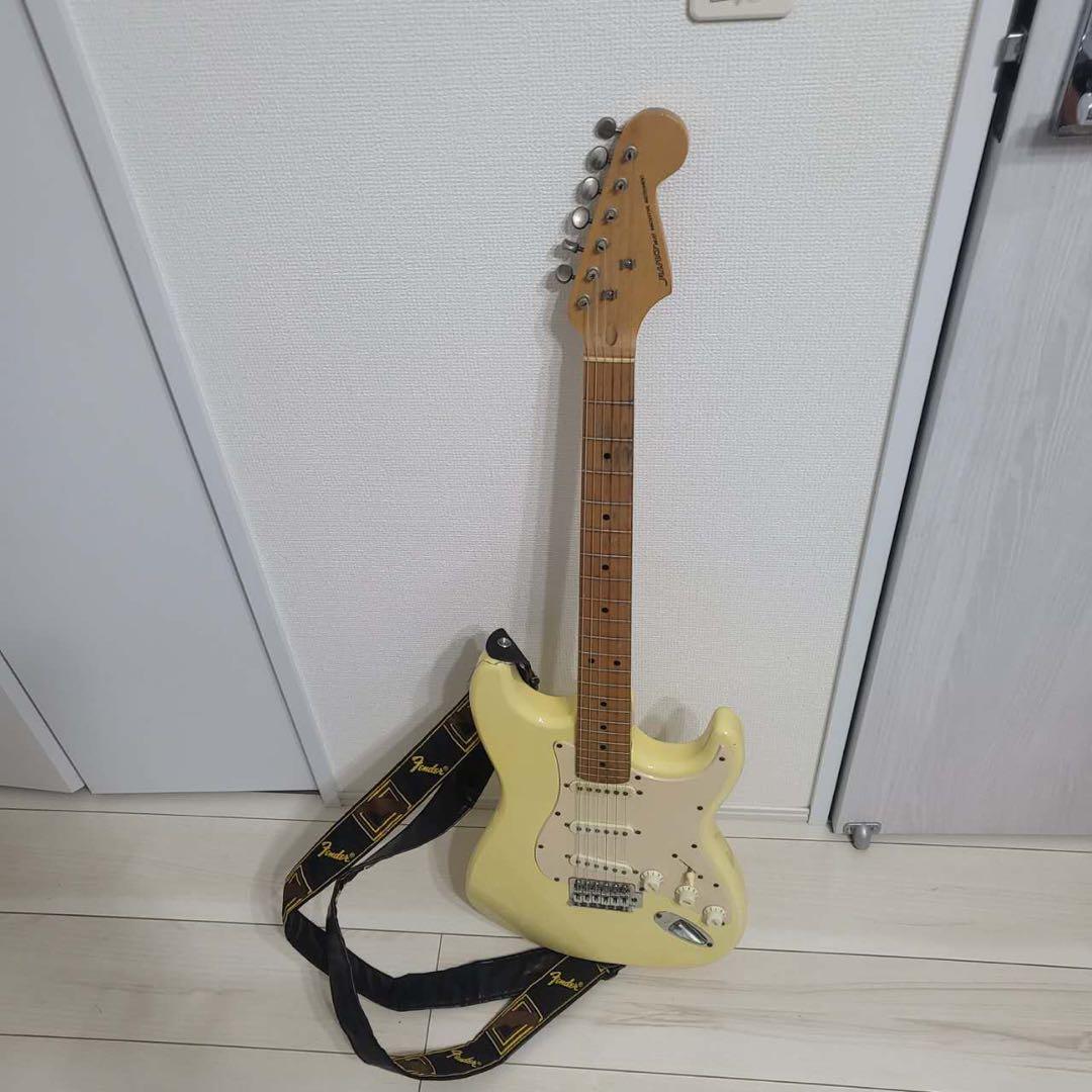 エレキギター ホワイト