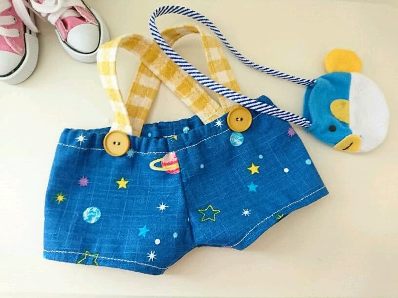 東京トガリ 肩ヒモつき宇宙柄キュロット