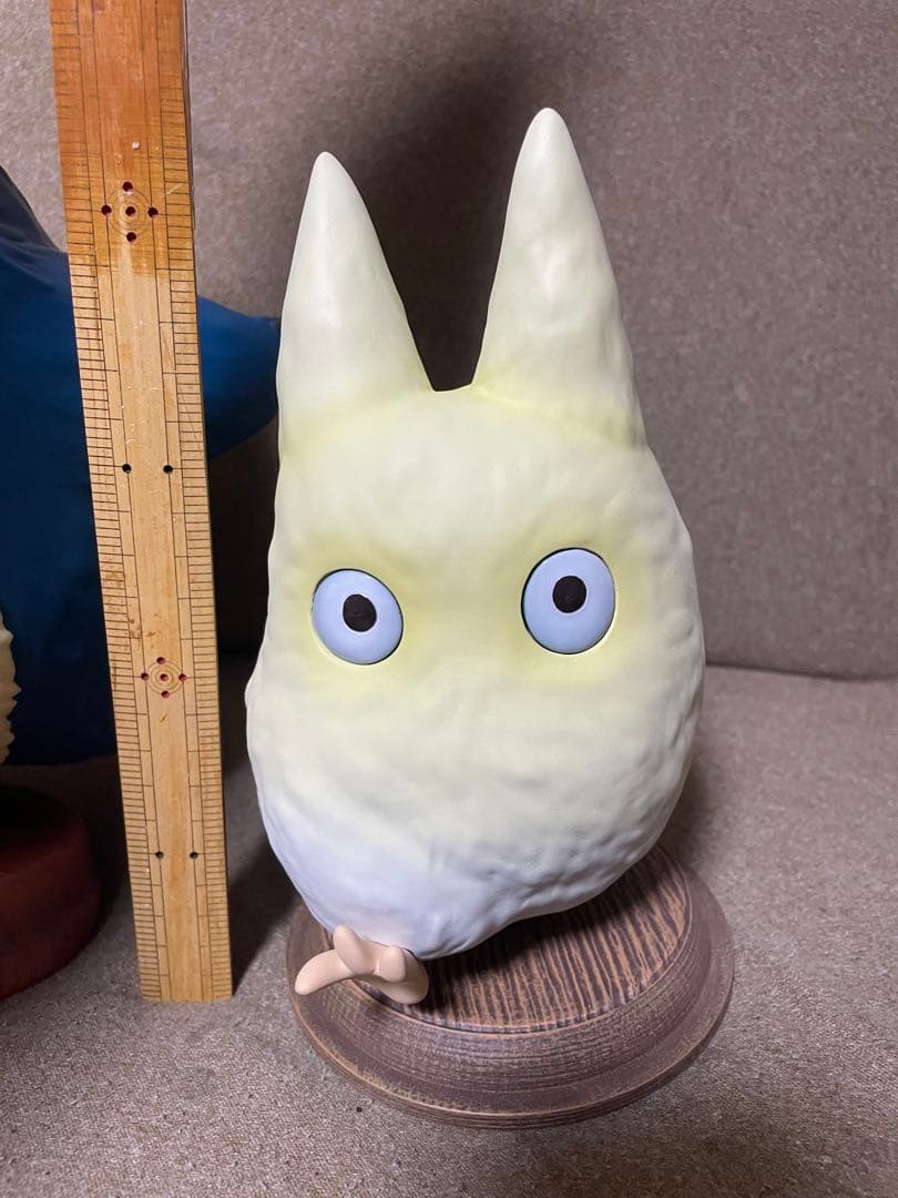 【高クオリティ】となりのトトロ　置物　中トトロ　小トトロ　み〜つけた！
