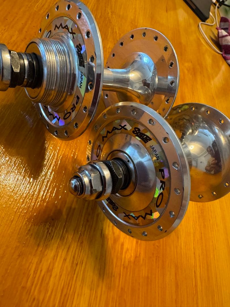 M*t様 美中古　SUZUE PRO MAX ハブ前後セット　NJS刻印あり