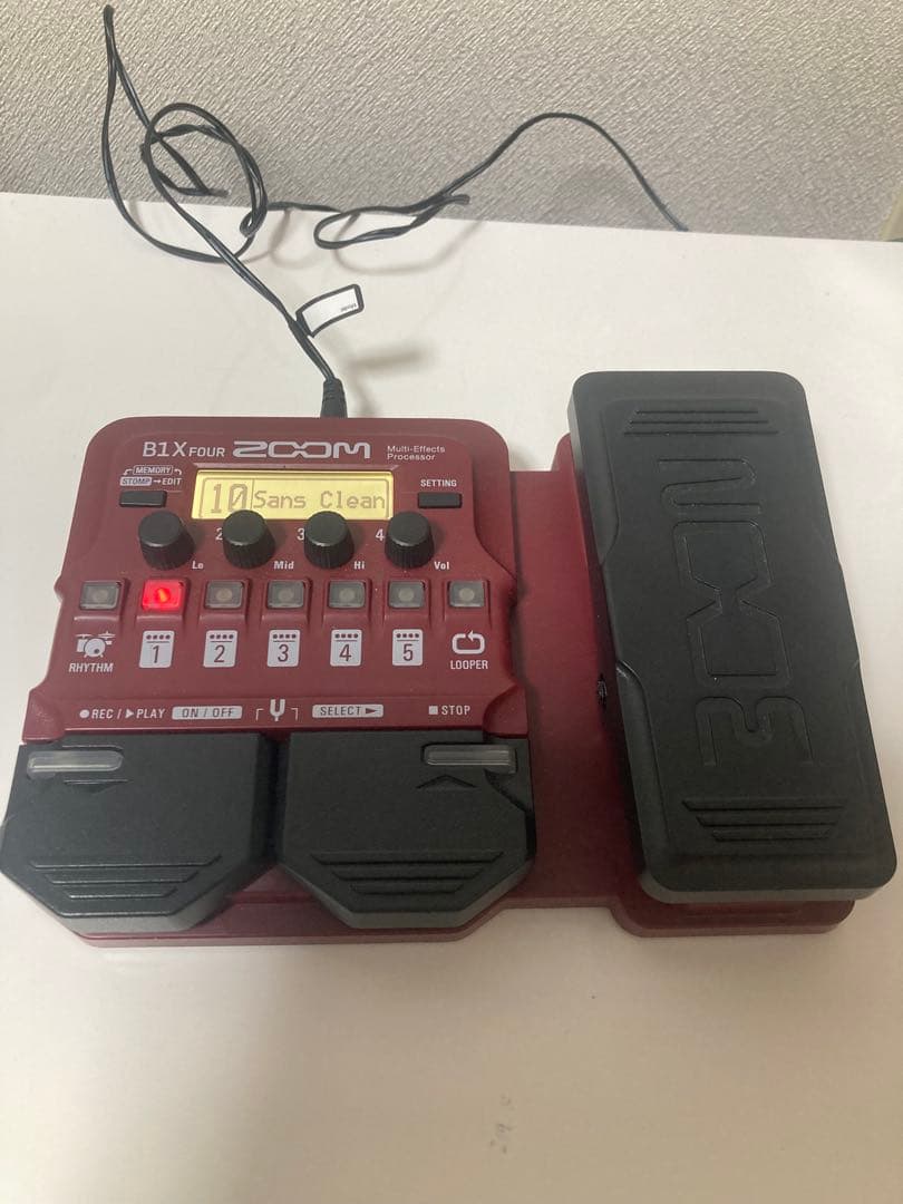 ZOOM B1 FOUR/B1X FOUR マルチエフェクター
