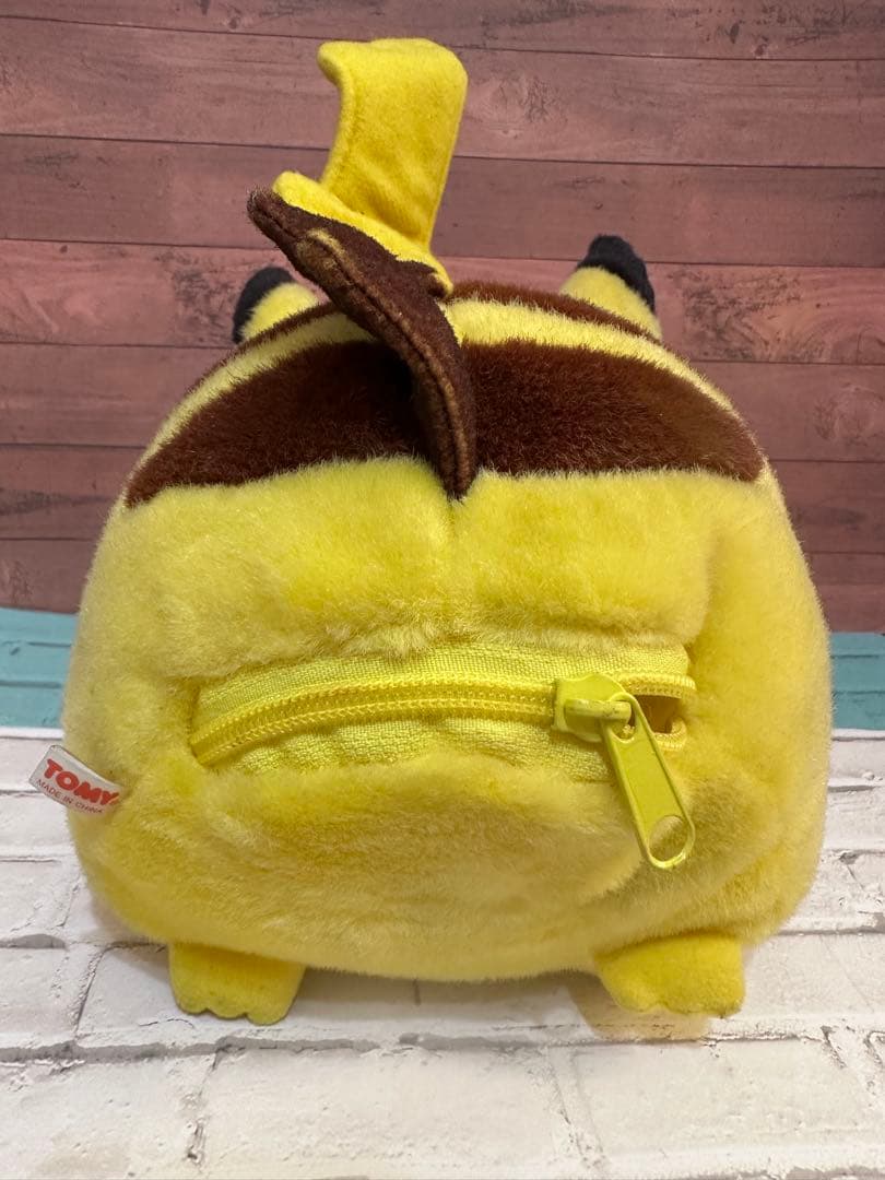 ピカチュウ　初期　レトロぬいぐるみ　tomy