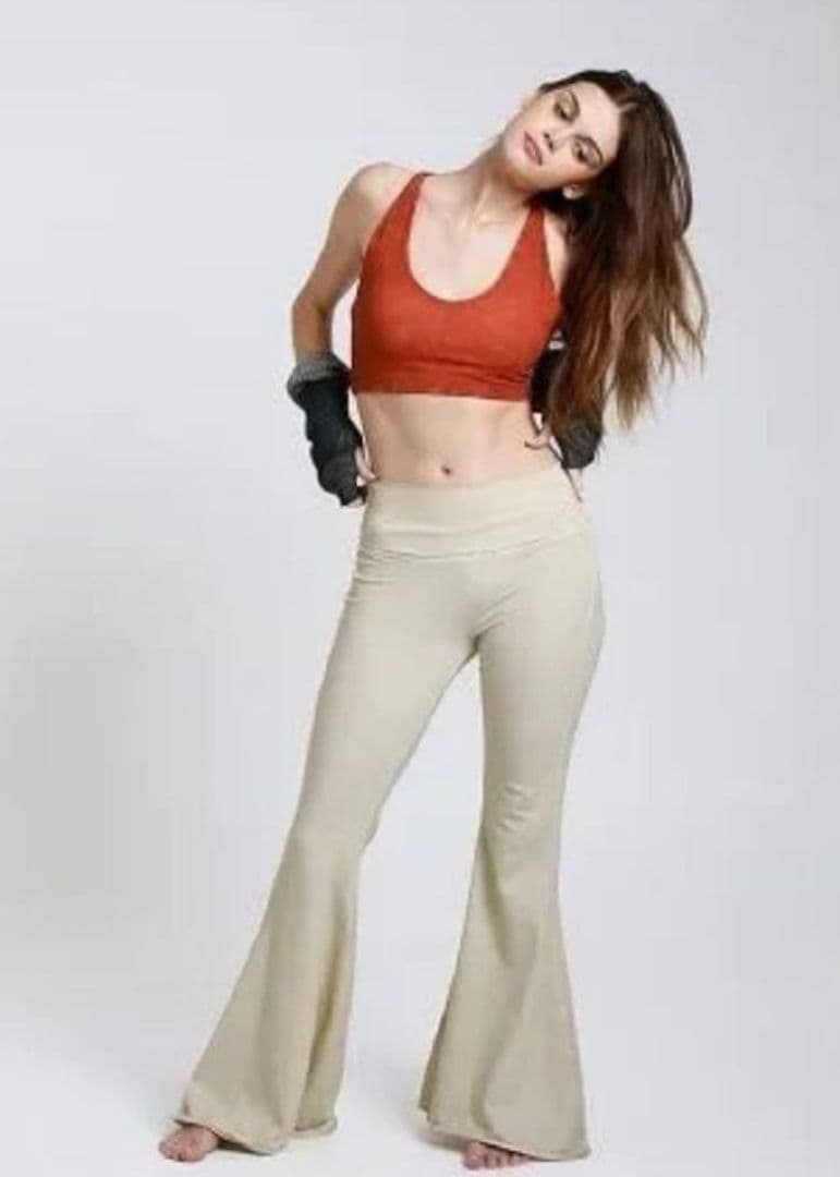 SALSATIONウェア　フレアパンツ