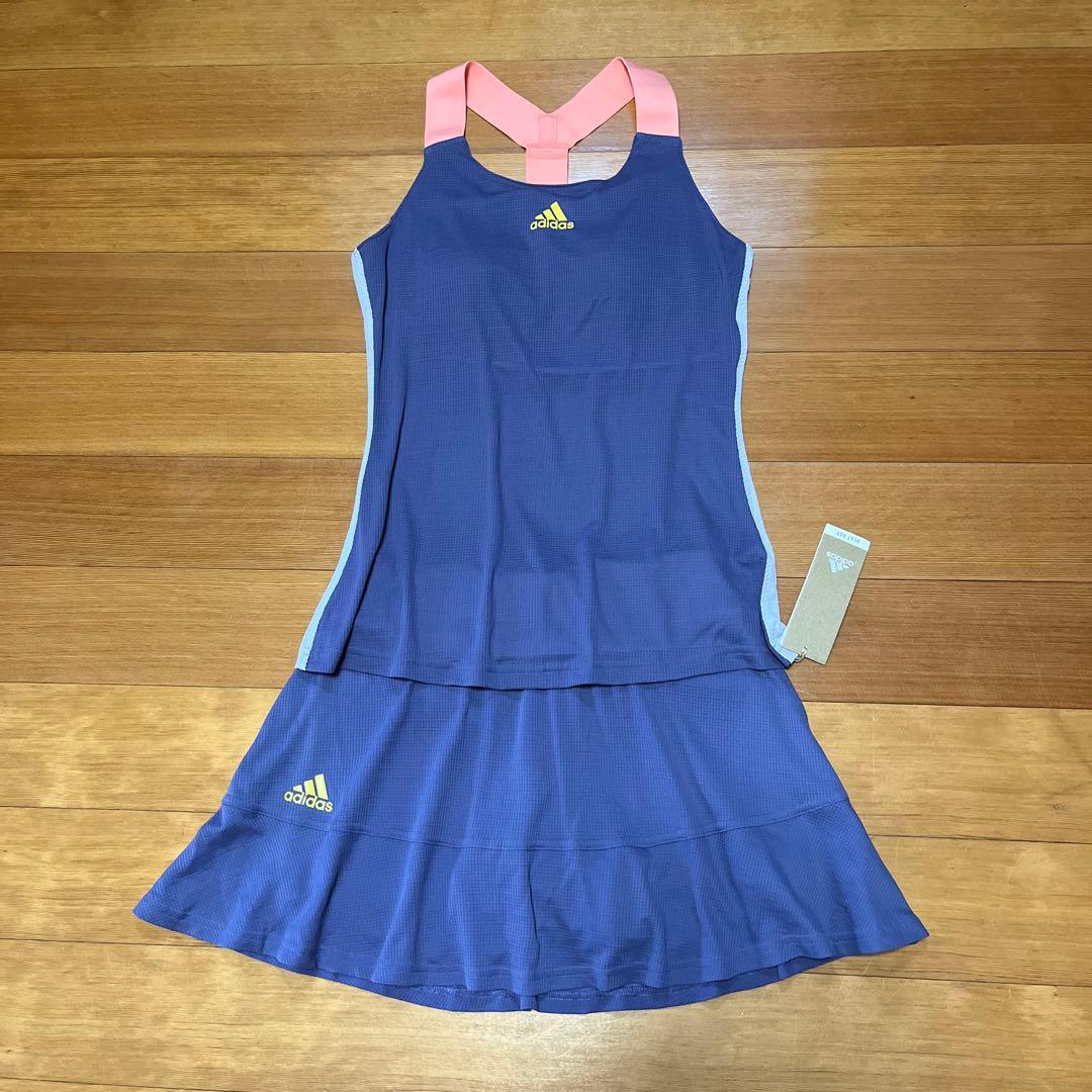 アディダス　テニスウェア　上下セット