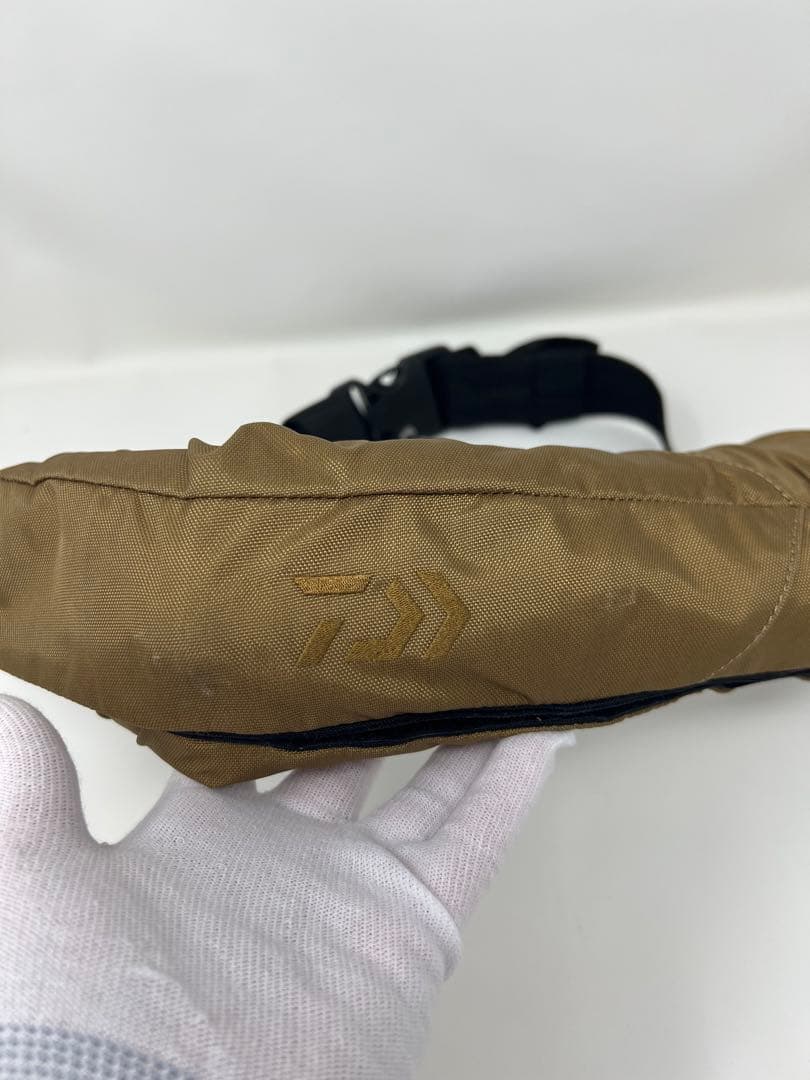 ダイワ DF-2709 インフレータブルライフジャケット マッディブラウン