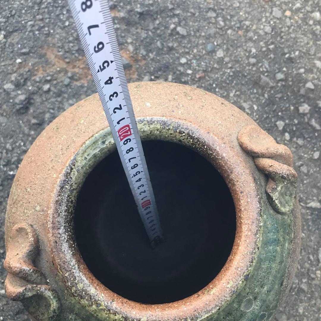 花模様の陶器の壺 高さ約12cm