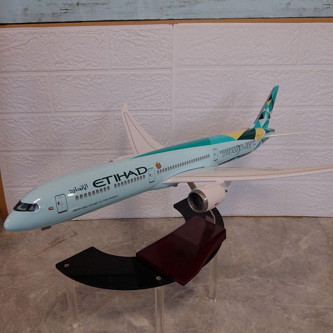 ●新型…エティハド航空／Boeing Dream Liner 1/150
