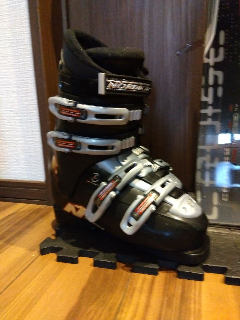 ハイエンド DYNASTAR 学生・男女兼用 スキーセット メンテ・WAX済み✔