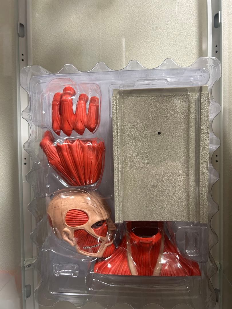 進撃の巨人 月刊 超大型巨人 フィギュア