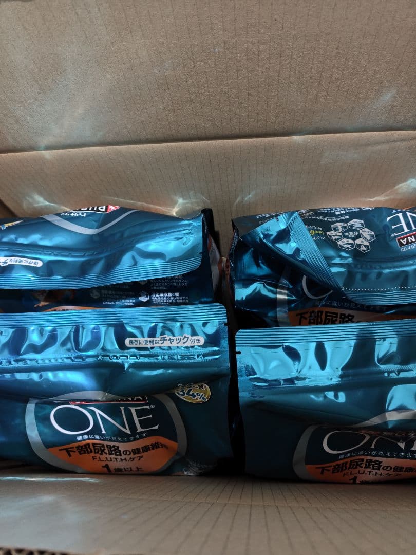 ピュリナワン 下部尿路の健康維持 F.L.U.T.H.ケアチキン(3kg／4袋）