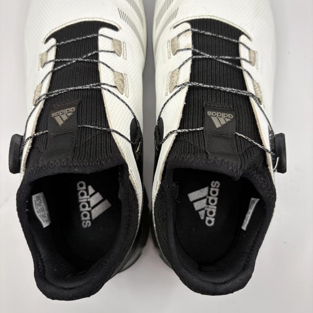 【人気】アディダスコードカオス BOA ゴルフシューズ白黒 26.5スパイクレス