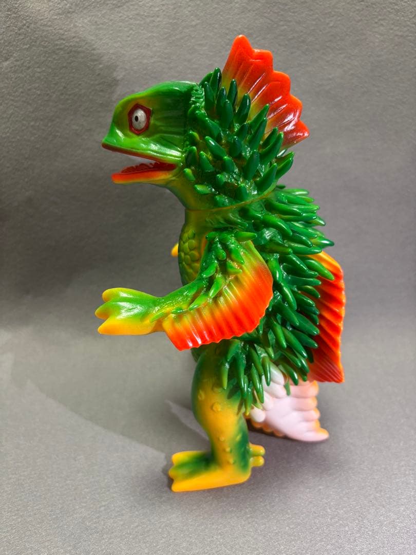 マーミット ゲスラ ソフビ