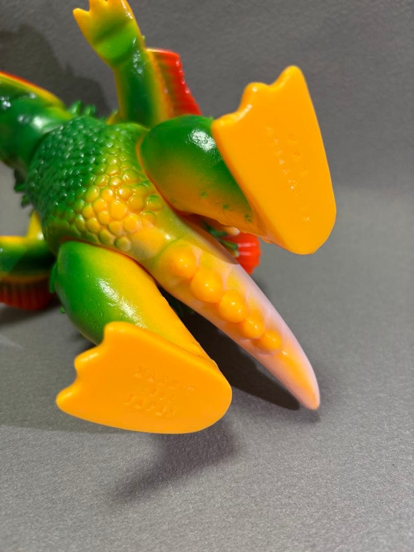 マーミット ゲスラ ソフビ