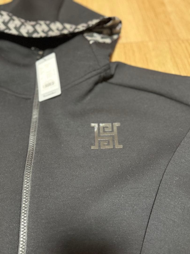 新品未使用✨️レア せとはる レザレクション コラボ パーカー Sサイズ