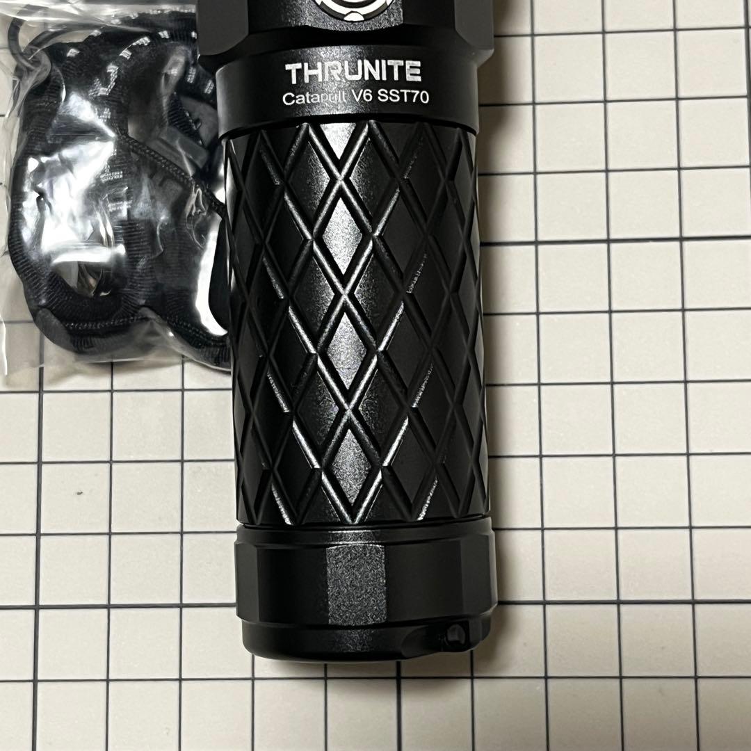 ⭐️超美品⭐️ThruNite Catapult V6 (バージョンアップ)懐中電灯