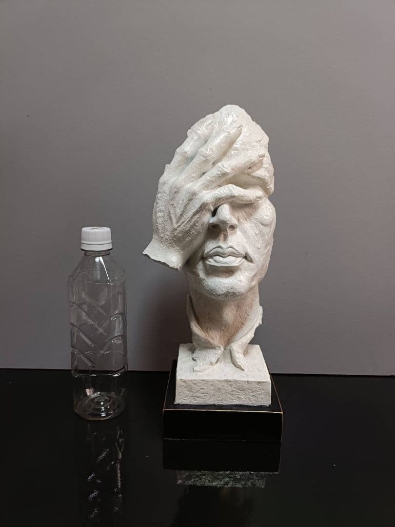 見ざる者 彫刻 アンティーク オブジェ アート 置物