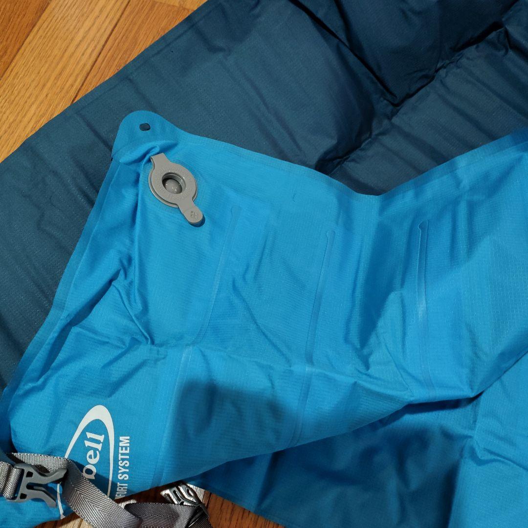 mont-bell U.L. Comfort System パグ軍曹