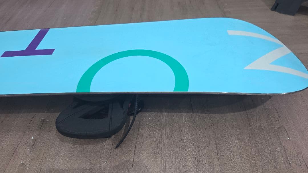 ​【BURTONセット】FEATHER 144cm ＆ ブーツ25cm