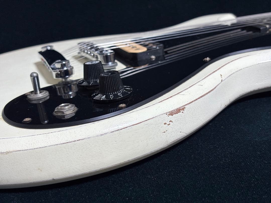 ギター Gibson Joan Jett Signature Melody Maker