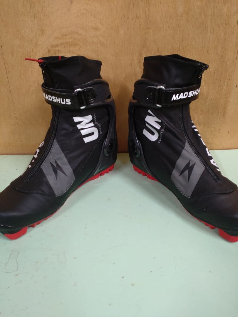 MADSHUS マズシャス　クロスカントリースキーブーツ