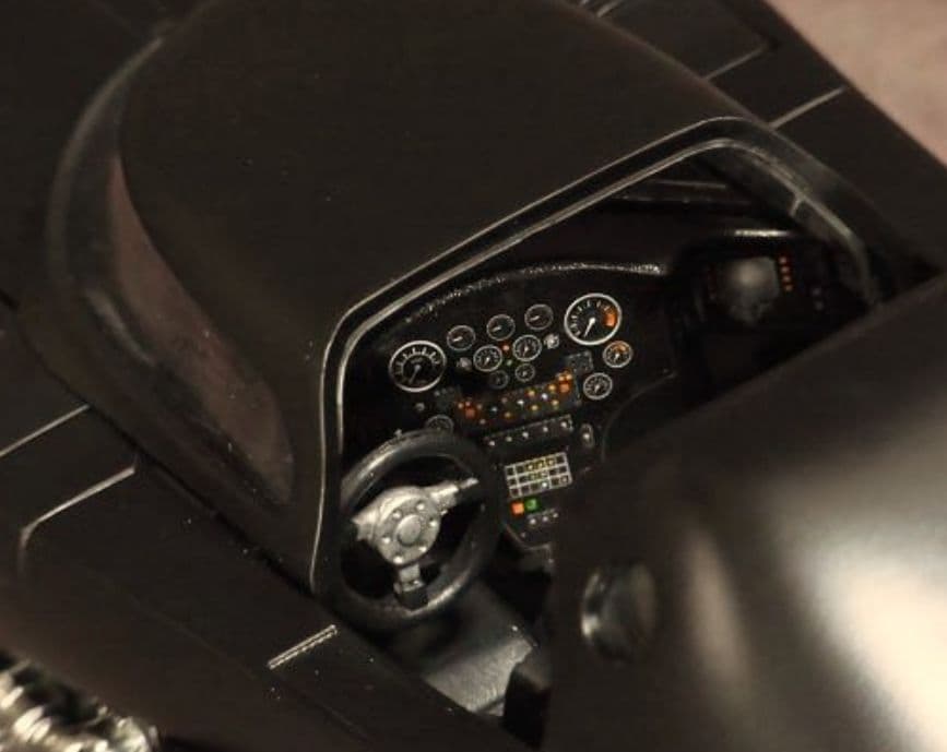 【未使用】ホットウィール　1/18バットモービル バットマンリターンズ版　美品