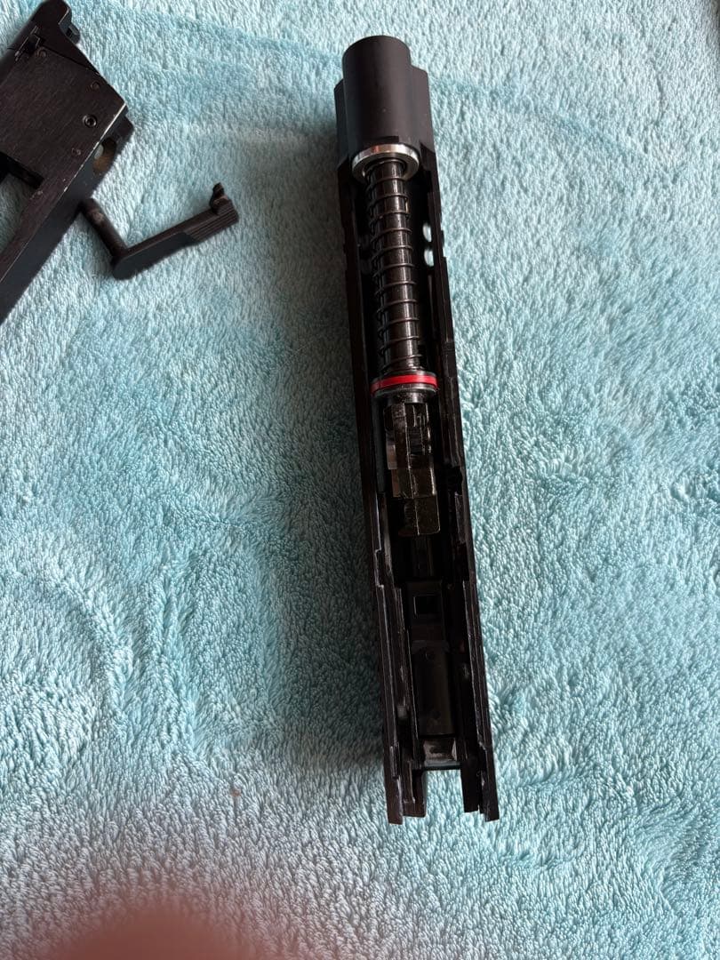 Carbon8 HELLCAT 4.3 CO2 ガスガン+マガジン2本