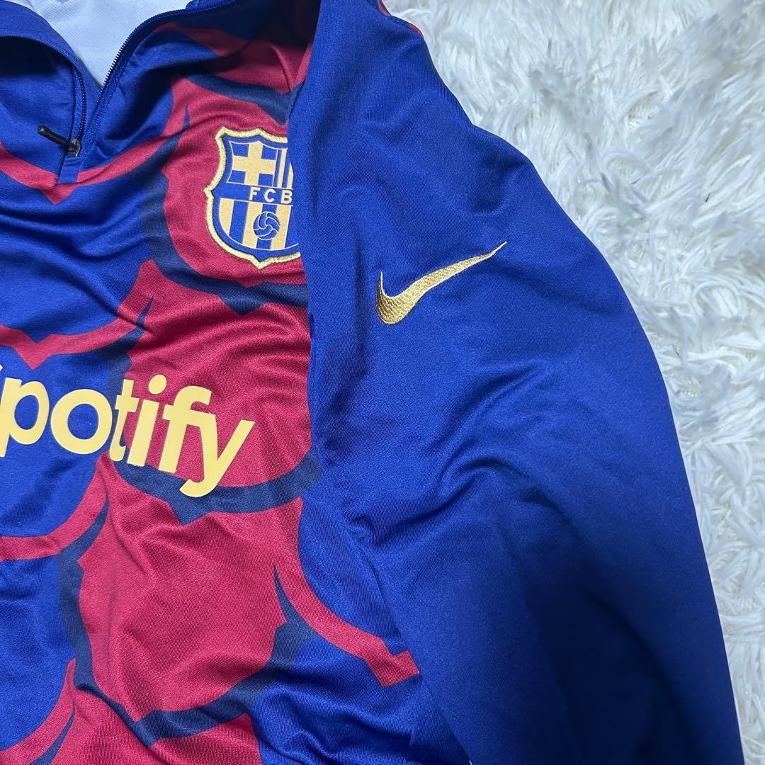 バルセロナ　NIKE ナイキ　ジャージ　トレーニングトップ　ジップ　サイズM