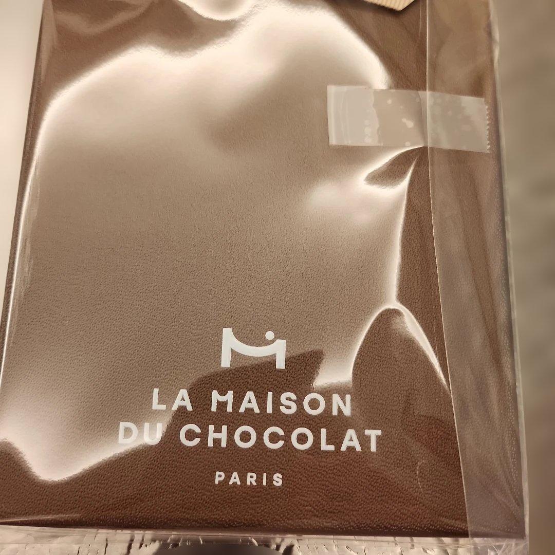 LA MAISON DU CHOCOLAT トリュフチョコレートギフトボックス